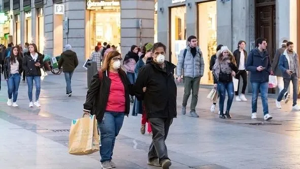 Consumidores que recuperan el tiempo perdido contra quienes todavía son cautelosos: así se divide el mercado de la nueva normalidad