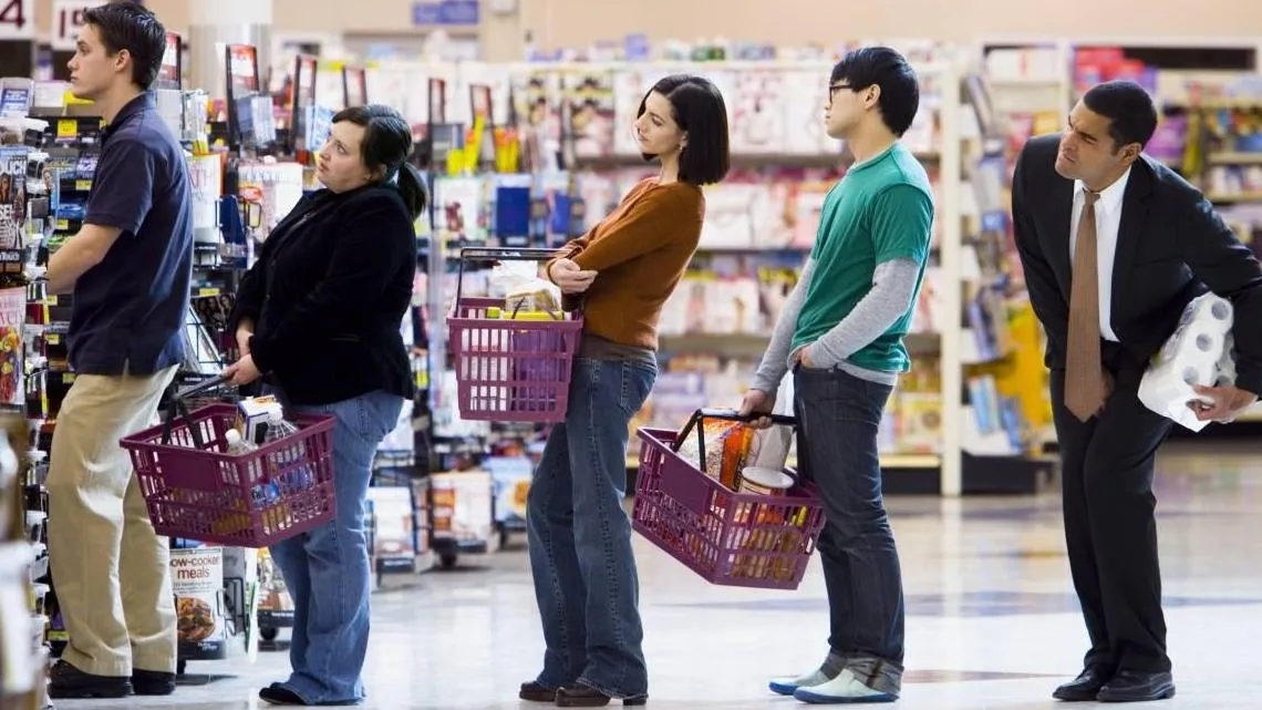 La psicología de las colas: cómo cambian cómo compramos y la percepción que tenemos de marcas y empresas