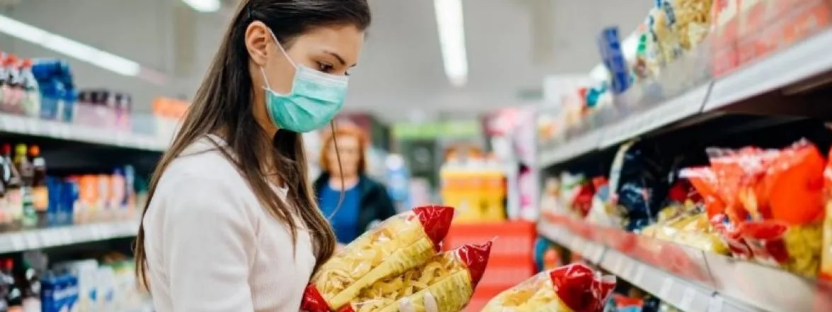 Por qué el coronavirus nos ha hecho refugiarnos en las marcas que nos resultan más familiares, según la psicología del consumo