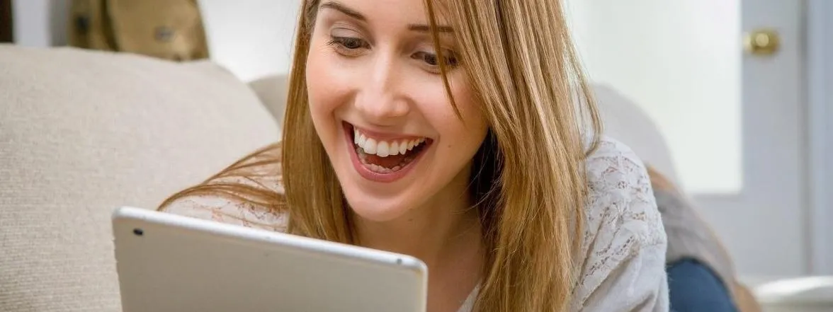 Por qué compartimos unos anuncios y otros no: el poder de las emociones