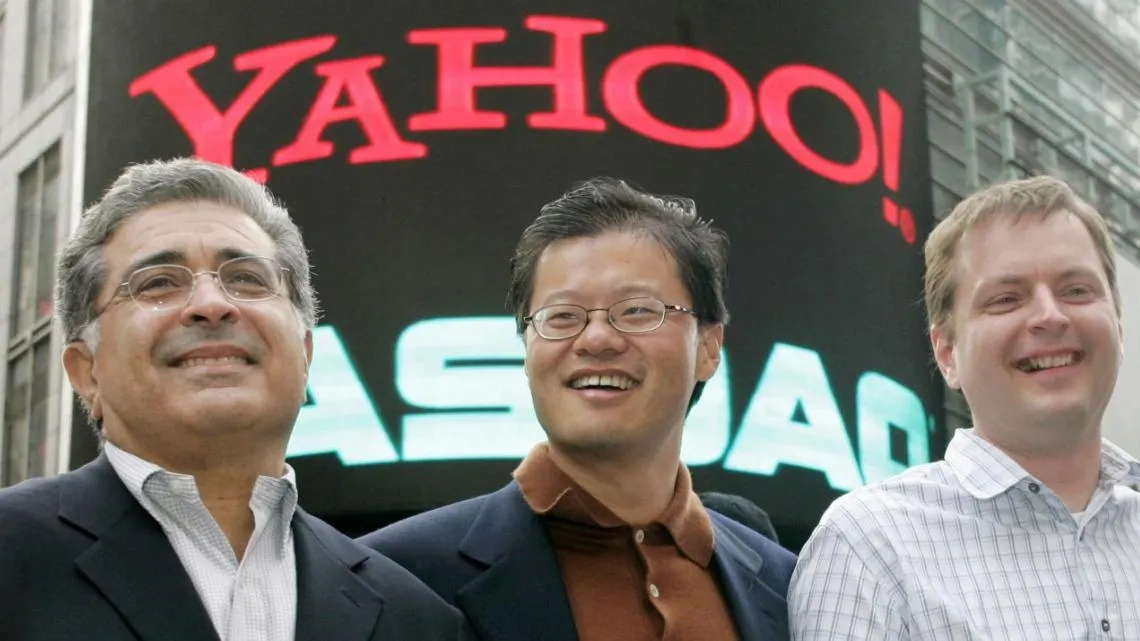 Yahoo, de ser el gran rival de Google y una de las marcas más valiosas de internet a ser valorada por calderilla 