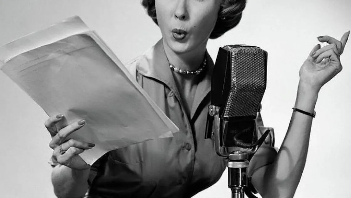Por qué los primeros anuncios de la radio en España los hacían las mujeres