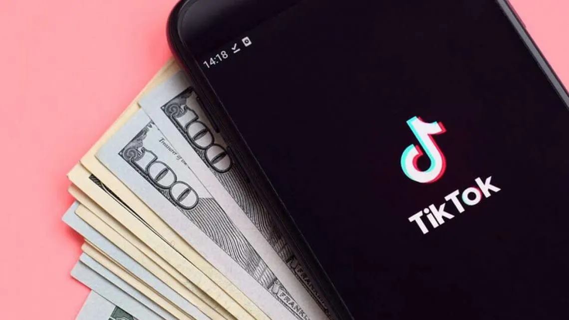 La guerra contra TikTok avanza a golpe de talonario: así intentan las grandes quedarse con sus creadores estrella