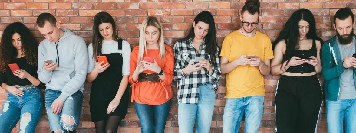 Cómo los contenidos online se han convertido en la nueva religión de millennials y Generación Z 