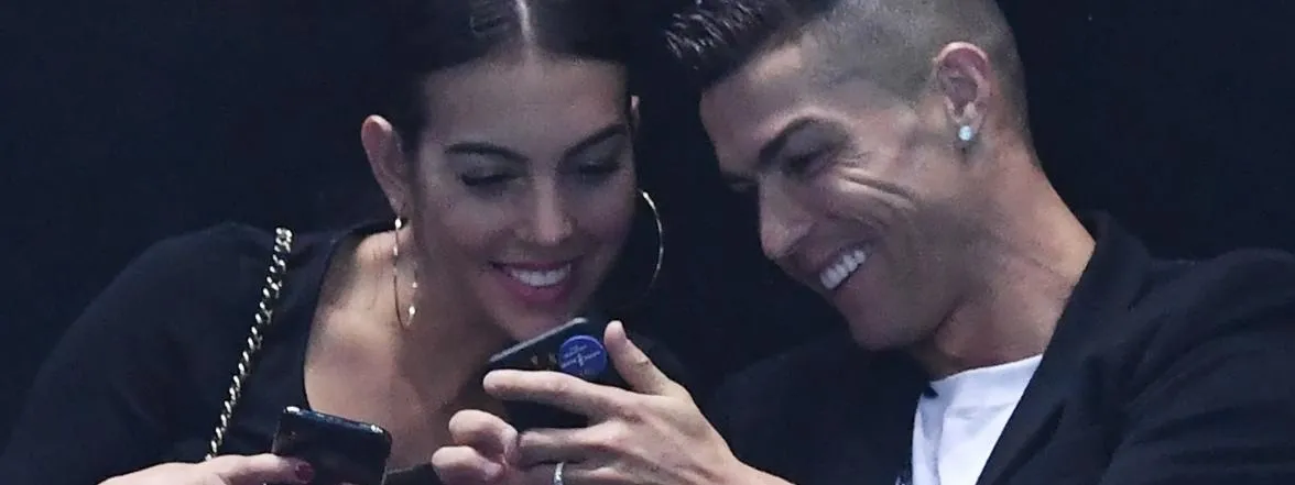 El millón y medio que gana Cristiano Ronaldo por post y por qué a los famosos 'de siempre' Instagram ahora les sale a cuenta