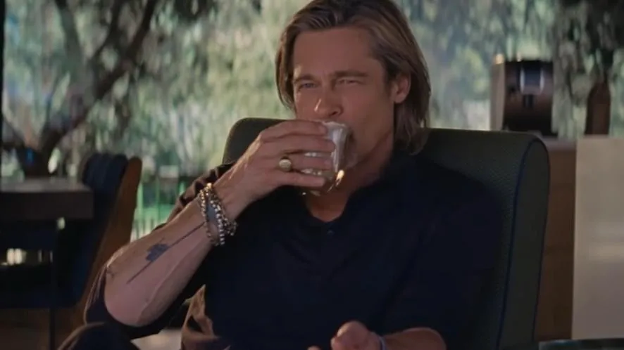 Brad Pitt, una cafetera y cómo un anuncio se acaba convirtiendo en la última 'guerra' cultural viral 