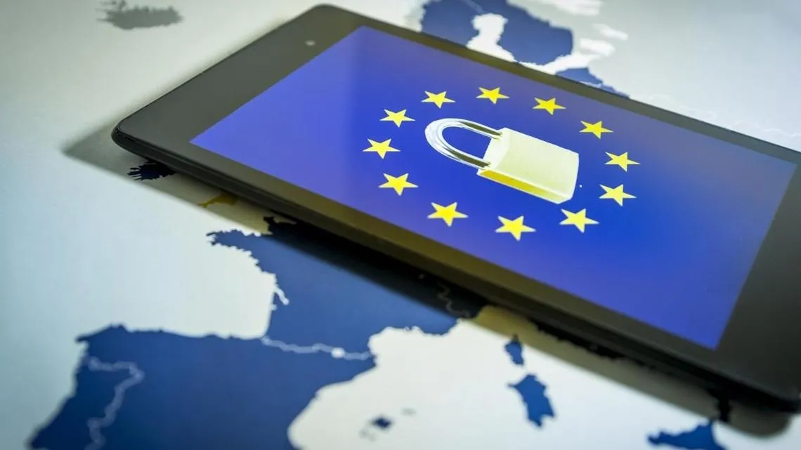 ¿Se está saltando la publicidad online la ley europea de protección de datos? 