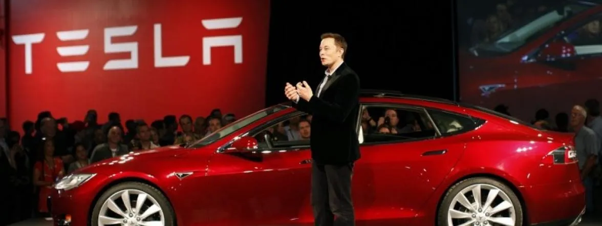 Cómo Tesla se ha convertido en la marca del billón de dólares sin gastar en publicidad pero haciendo mucho marketing