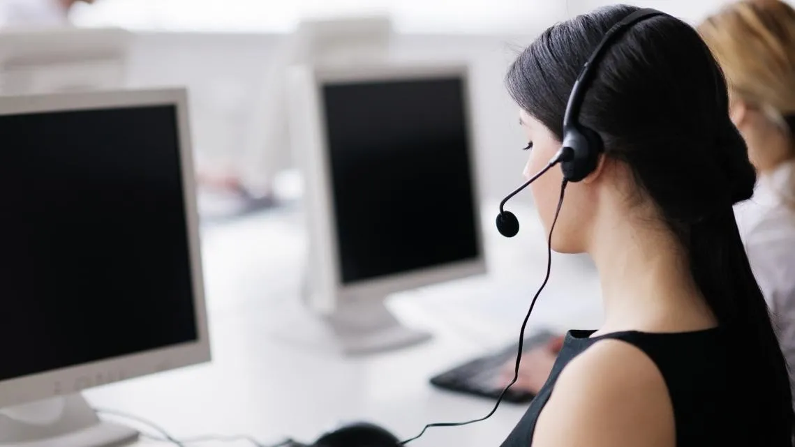 Los consumidores quieren una atención al cliente rápida y ágil, mientras las marcas se llegan a tomar hasta días para responder a sus comentarios