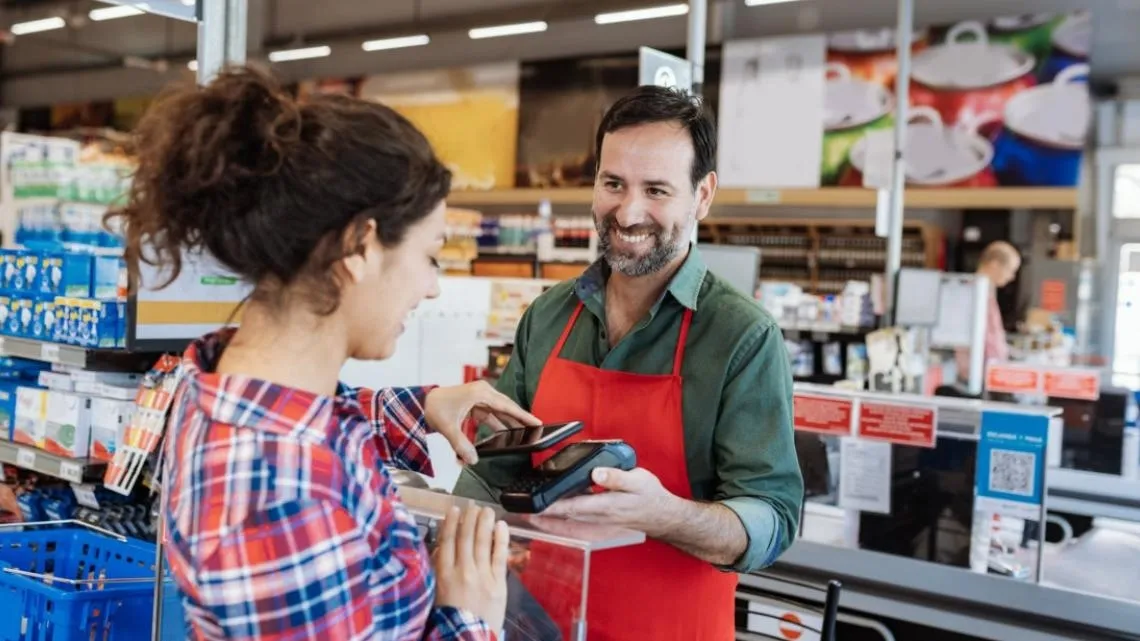 Promociones y ofertas cambian el comportamiento del consumidor español en la compra de alimentos y productos para el hogar 