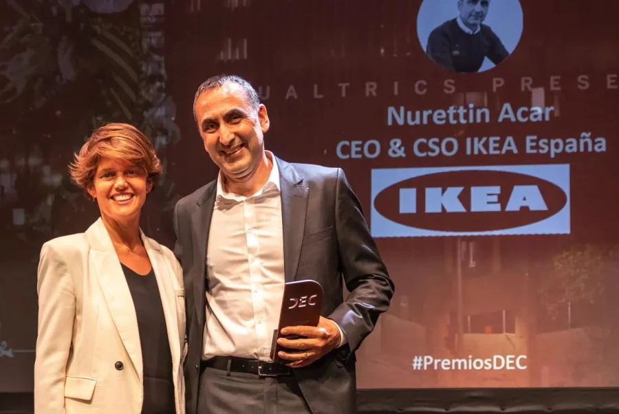 Los IX Premios DEC reconocen a Nurettin Acar, CEO & CSO de IKEA en España, como mejor directivo en CX