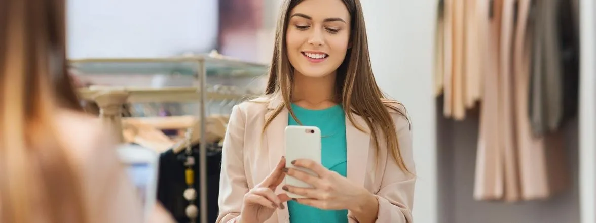 ¿Cómo aprovechar los smartphones para ofrecer nuevas experiencias y funcionalidades en el comercio retail?