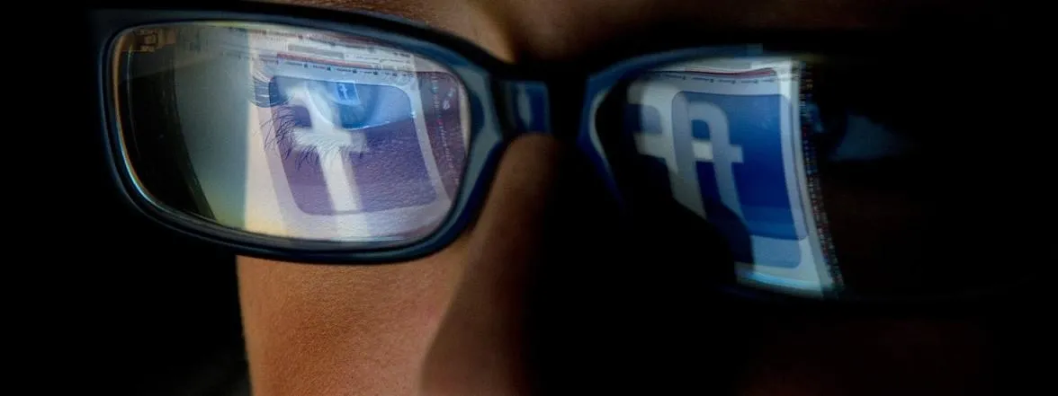 Facebook sigue perdiendo relevancia y cada día es menos relevante