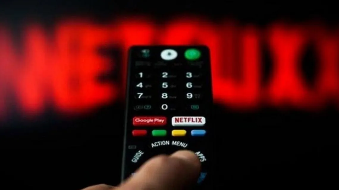 Los anuncios llegan a Netflix, que lanzará en un año o dos una versión más barata y con publicidad