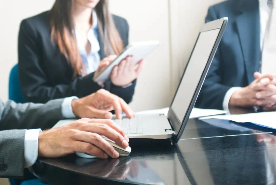 Métricas de seguridad de marcas, fraude digital y tendencias de visibilidad en publicidad display: claves del nuevo Informe de Calidad de los Medios