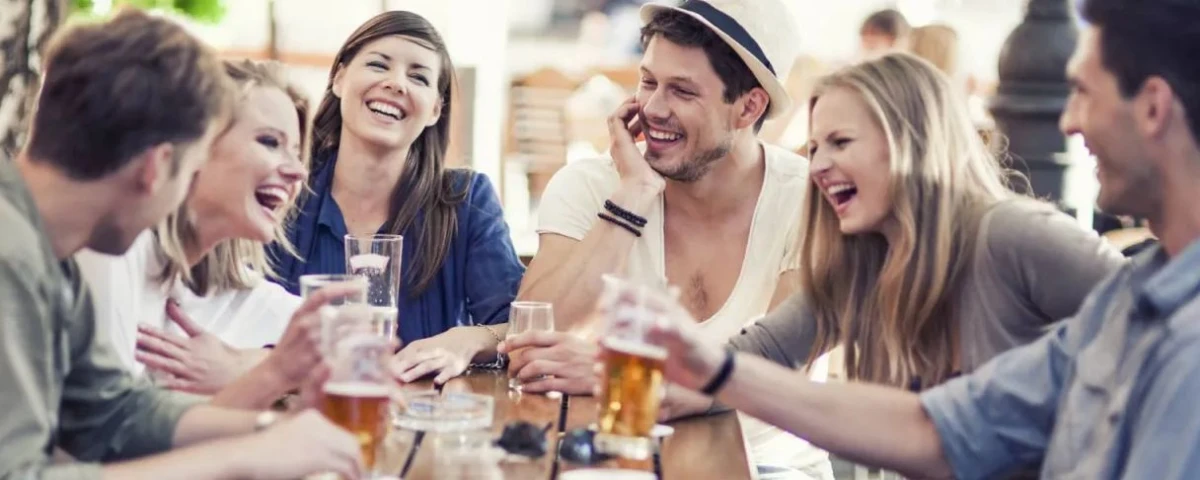 El poder de los amigos: cómo la amistad ha ido creciendo en importancia en las estrategias de publicidad y marketing