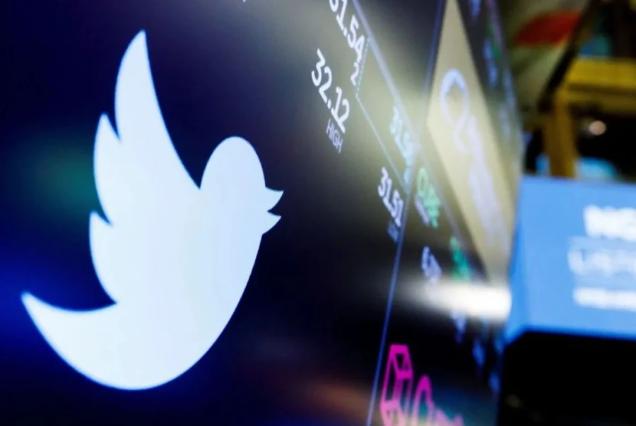 Poca broma: Twitter ha perdido ya a la mitad de sus principales y mayores anunciantes