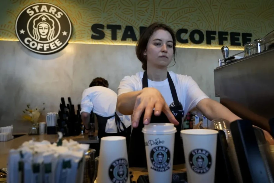 Stars Coffee o un McDonald’s ‘fake’: así son las versiones rusas de las marcas que han dejado el país
