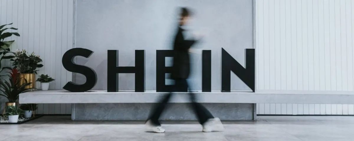 Obsesión Shein: cómo la marca de moda se ha convertido en un caso de éxito en branding y una marca muy valiosa