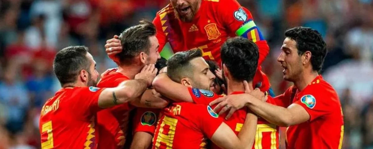 Multa de 100.000 euros a RTVE por emitir publicidad durante los partidos de la selección española de fútbol