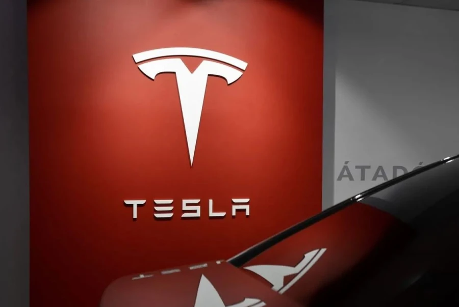 Tesla supera a Mercedes-Benz y Toyota para convertirse en la marca de automóviles más valiosa del mundo