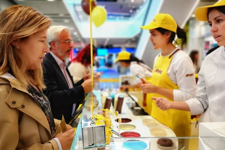 Así es como Donuts sigue apostando por espacios y tiendas pop-up para acercarse más a los consumidores