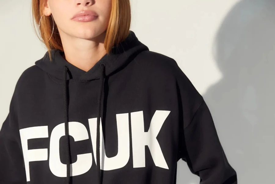 FCUK: El juego de letras de una marca provocativa que se convirtió en un ícono de la moda