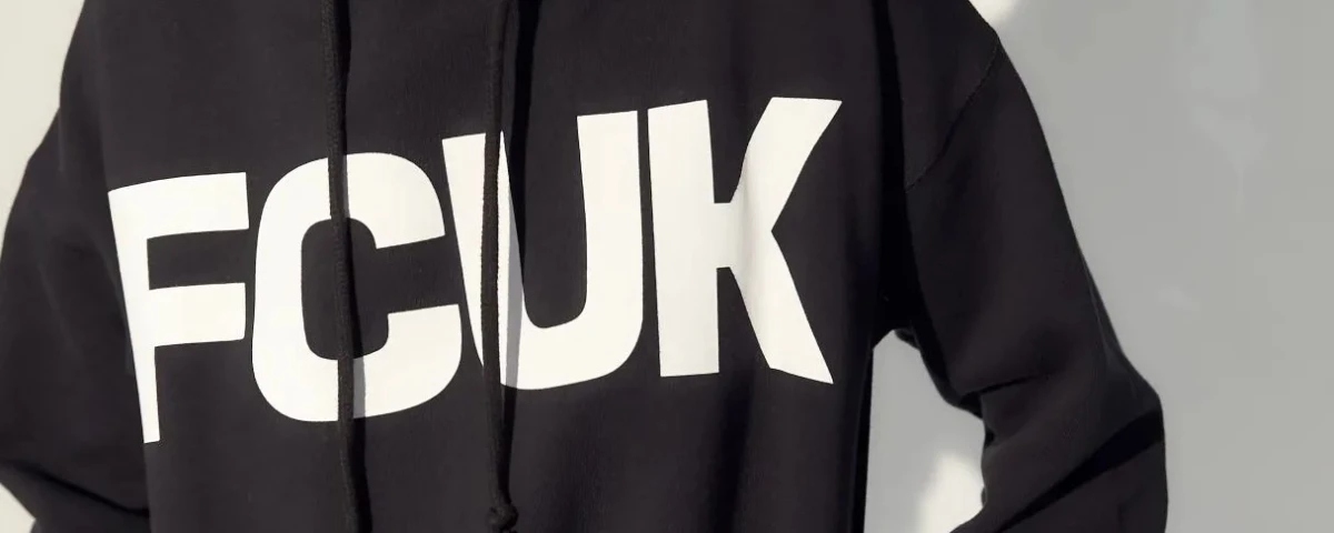 FCUK: El juego de letras de una marca provocativa que se convirtió en un ícono de la moda