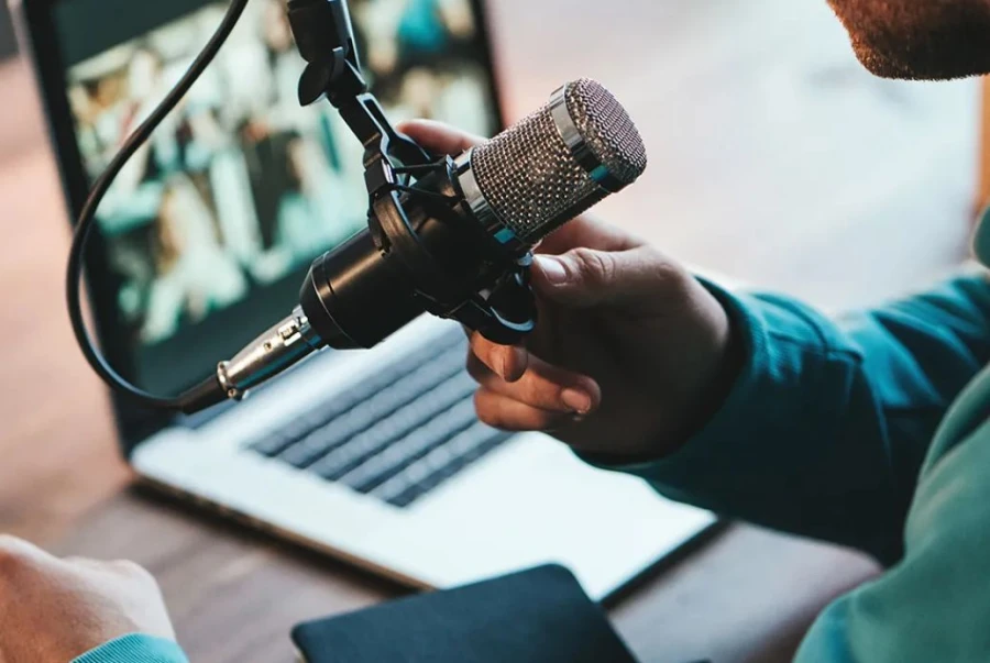 Las cuatro tendencias que marcarán la publicidad en podcasts en 2024