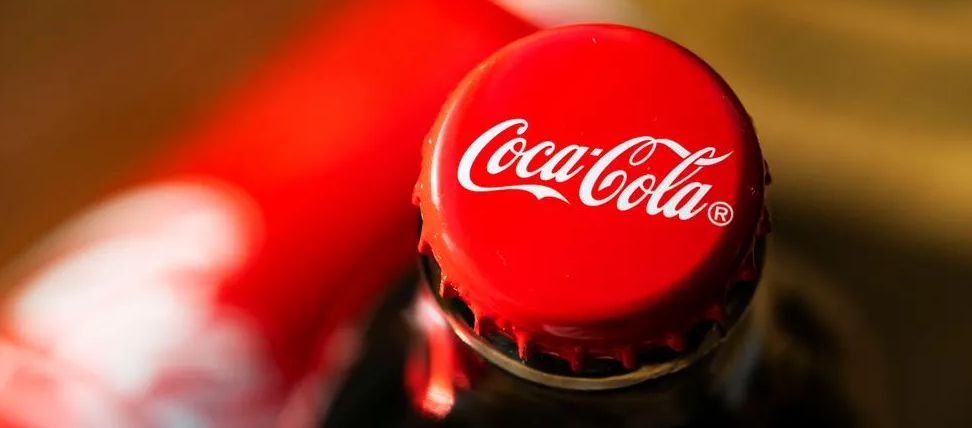 El Impacto del Rojo en Coca-Cola: más que un color, una Estrategia de Marca