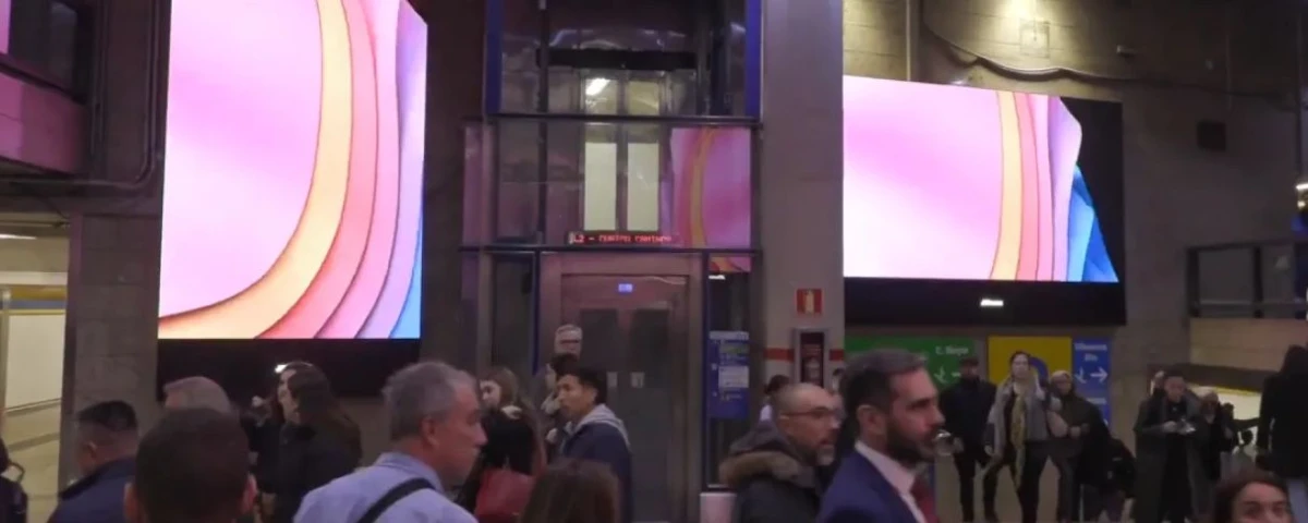 Metro de Madrid se transforma con 500 nuevas Pantallas Digitales como apuesta por la Innovación Publicitaria 
