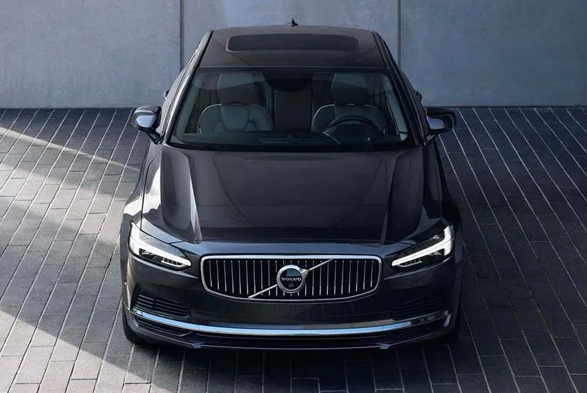 Cómo Volvo construyó su reputación de marca basada en la seguridad como principal estrategia de Marketing para diferenciarse