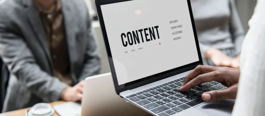 Regreso al futuro sin SEO: Blogs, Newsletters de noticias y boletines de contenidos resurgen con la IA generativa para combatir al fenómeno del "zero click search"