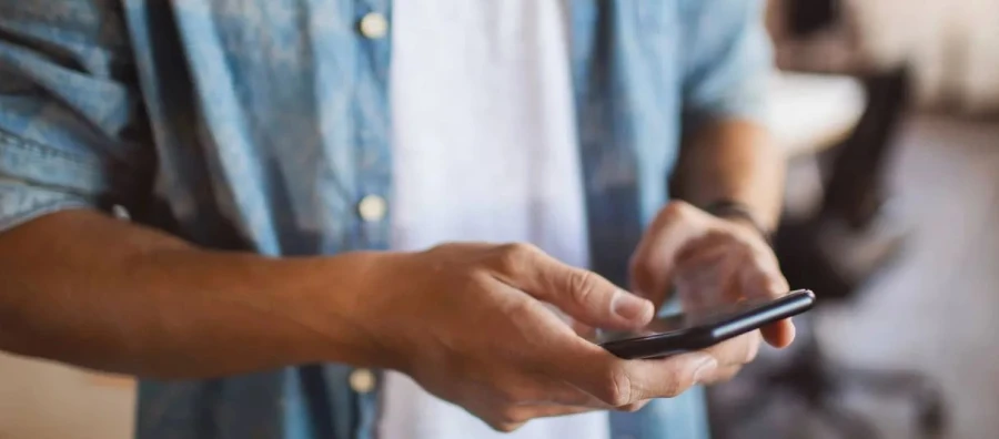 La resistencia del consumidor a la publicidad hiperpersonalizada aumenta en todas las franjas de edad