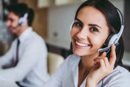 La desconfianza del consumidor hacia las marcas supera el 57% y exige interacciones más humanas