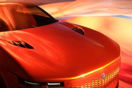 Toyota eleva la apuesta de lujo con la marca Century posicionándose por encima de Lexus