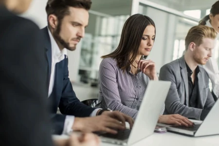 ¿Cuál es el error estratégico que impide a más del 80% de las marcas y profesionales del marketing fracasar en la adopción de la IA ?