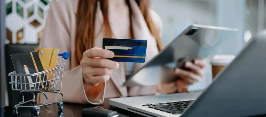 La transformación de los hábitos de consumo en España: el consumidor arriesga y digitaliza la búsqueda del ahorro