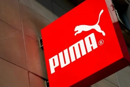 Puma, la icónica marca deportiva nacida de una rivalidad entre hermanos y que dividió una ciudad entera, podría ser vendida por sus actuales dueños