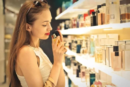 Marketing de Perfumes en Navidad: las claves de las marcas para captar el 40% de las ventas anuales