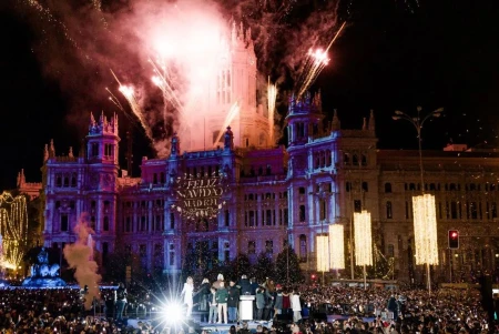 La nueva identidad visual del Ayuntamiento de Madrid y la poderosa narrativa urbana generada por trece millones de bombillas LED