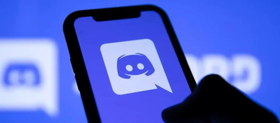 Un internet menos humano: Por qué la gente abandona Facebook por el refugio humano de Reddit y Discord