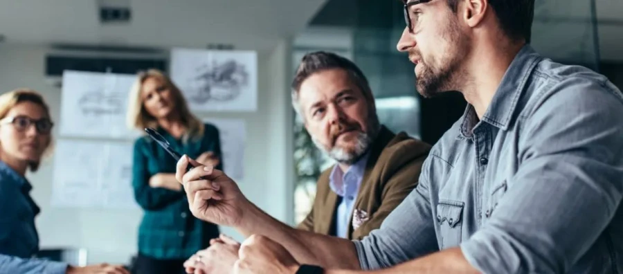 Solo la colaboración entre Marketing y TI permite desbloquear el potencial real de la inteligencia artificial