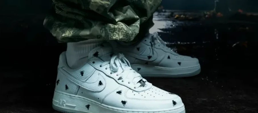 Zapatillas con moscas para Halloween: una idea loca que solo Nike se puede permitir