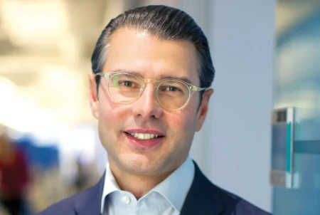 Cómo la salida de Krishan Bhatia de Amazon impacta la estrategia de publicidad en vídeo de la compañía