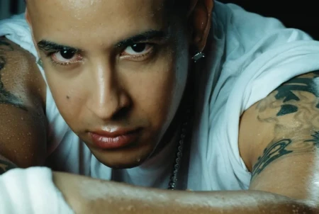 Daddy Yankee consolida su imperio empresarial al recuperar la propiedad total de sus marcas icónicas registradas para uso comercial