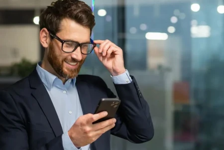 El futuro del marketing y la atención al cliente cambiarán para siempre: En 2030, los agentes virtuales serán las nuevas apps del móvil