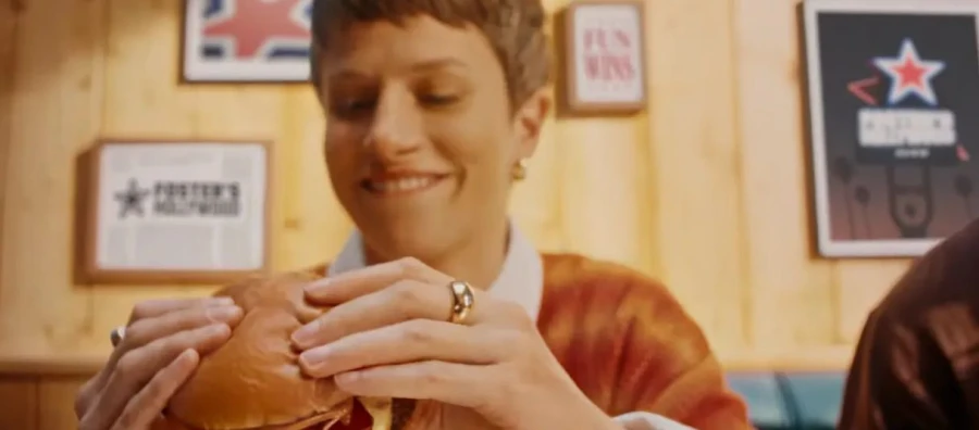 Foster’s Hollywood presenta su nuevo reposicionamiento de marca FUN WINS!