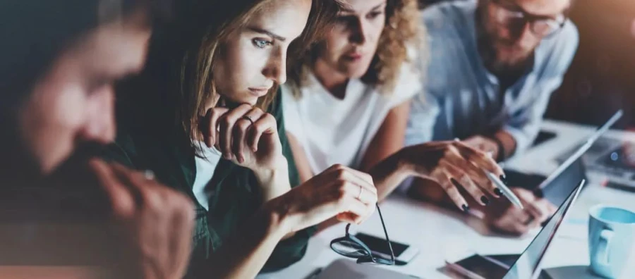 10 errores a evitar, datos y recomendaciones para elegir una agencia de marketing digital con garantías