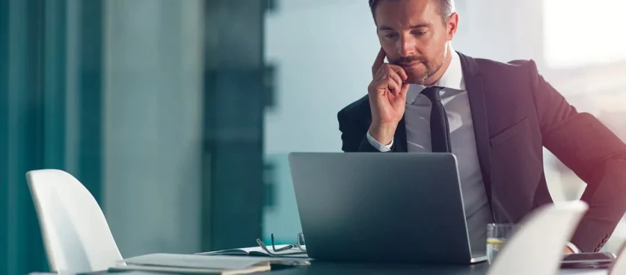 Más de la mitad de los altos directivos no comprenden plenamente la capacidad de los agentes de IA o los beneficios que puede aportar